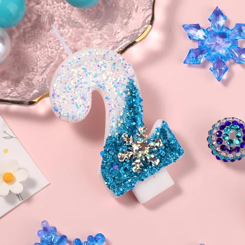 Vista 3 de Velas de cumpleaños del 0 al 9, velas de números con purpurina de copo de nieve, decoración de pasteles blancos y azules para niños y adultos