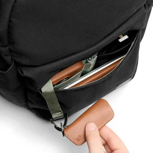 Vista 4 de Bellroy Classic Daypack, mochila para portátil de 16 pulgadas - Negro