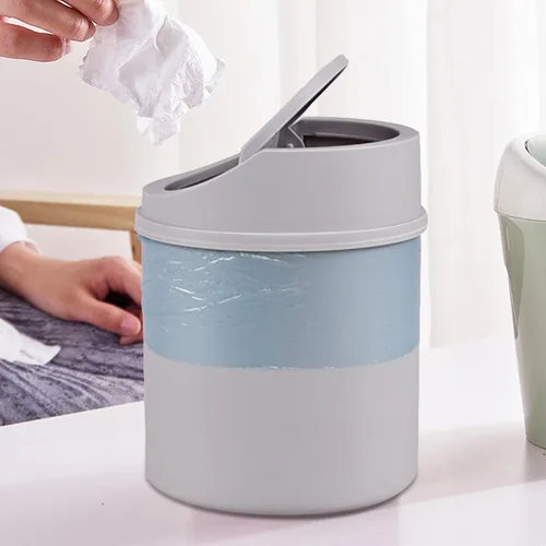 Vista 6 de Mini bote de basura de escritorio de 0.5 galones con tapa giratoria, pequeño bote de basura oscilante, gris Lightweight Plastic, Flip Swing-Top