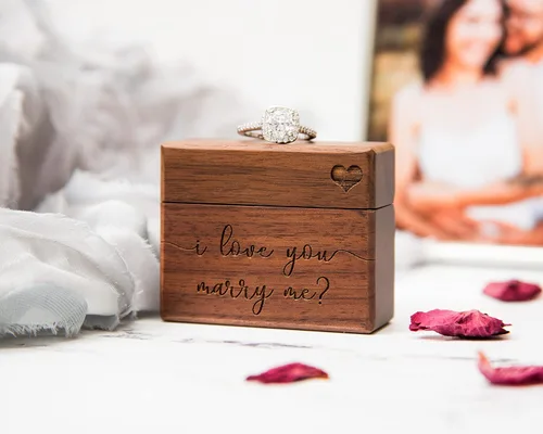 Vista 24 de MUUJEE Grow Old With Me Engraved Wooden Ring Box, Slim Engagement Proposal Ring Holder, Wedding Ceremony Ring Bearer Box, Fiance Gift Ideas