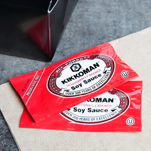 Vista 3 de Kikkoman Paquetes de salsa de soja, elaborados tradicionalmente, 40