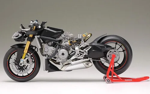 Vista 3 de Tamiya 14129 1:12 Ducati 1199 Panigale S