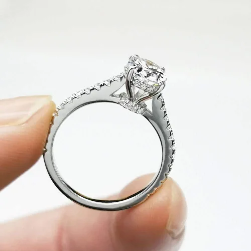 Vista 3 de Bo.Dream Anillo de compromiso de circonita cúbica de corte ovalado de 1,5 ct2 quilates, plata esterlina chapada en rodio