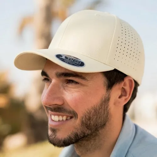 Vista 6 de Cap America i8533 Flexfit 110 Gorra Snapback Perforada de Rendimiento de Perfil Medio de 6 Paneles con Protección UV y Snapback Ajustable