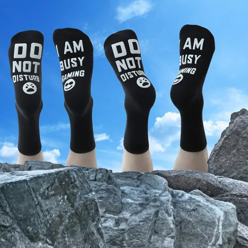 Vista 7 de Calcetines con texto en inglés "Do Not Disturb I'M Gaming", regalo para adolescentes y niños, calcetines para jugadores, para hombres, padre, papá