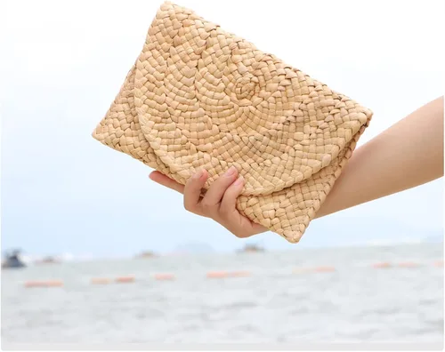Vista 6 de Freie Liebe Straw Clutch Purses for Women Summer Beach Bags Envelope Woven Clutch Handbags