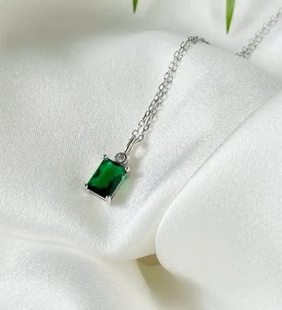 Vista 2 de Hermoso juego de collar de esmeralda verde collar rectangular de esmeralda con aretes juego de joyas de plata de ley 925