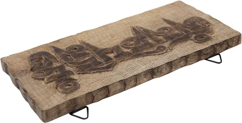 Vista 2 de DharmaObjects Placa tibetana de madera tallada a mano Om Mani Padme Hum Mantra Decoración de pared