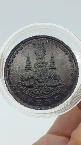 Vista 3 de Amuleto tailandés Moneda conmemorativa Rey Rama 9 Rey Bhumibol"Ocho Inmortales" celebrando 50 años en el reinado Amuletos tailandeses