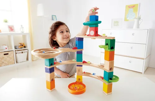 Vista 2 de Hape Quadrilla Cliffhanger Bloques de Pista de Canicas de Madera Juego de Laberinto de Canicas, Juguetes de Construcción de Desarrollo STEM
