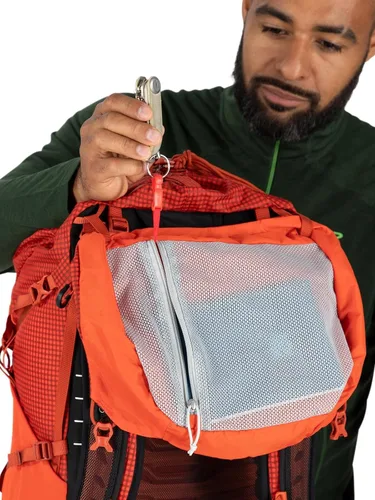 Vista 8 de Osprey Talon Pro 40L - Mochila de senderismo para hombre con cinturón de cadera, color naranja Mars, talla S/M naranja (Mars Orange)