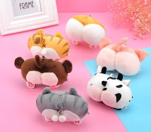 Vista 4 de HSYHERE Llavero de peluche Kawaii con diseño de perro y gato de peluche súper divertido, llavero de regalo, bolsa colgante, llavero de coche