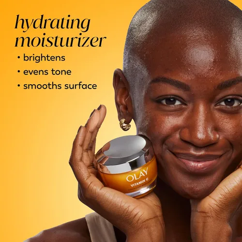 Vista 2 de Olay Hidratante facial con vitamina C, crema iluminadora para mujeres, hidratación instantánea, unifica el tono, reducción de manchas oscuras