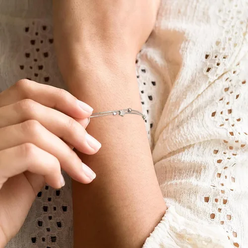Vista 2 de LINGBG JEWELRY Pulseras en capas de plata de ley 925, pulseras de amor con corazón, pulseras de estrellas para mujer, pulseras de doble hebra