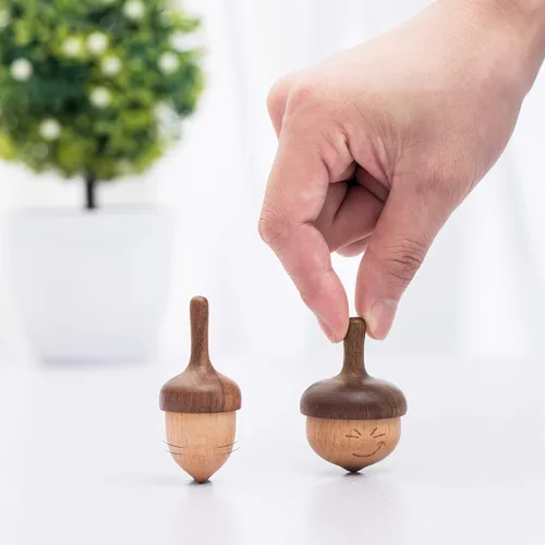Vista 2 de AhfuLife Top giratorio de madera, parte superior giratoria para siempre con bonita expresión facial, relajación física de madera, regalo hecho a