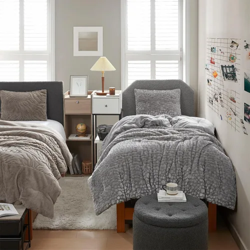 Vista 2 de Byourbed Tons of Texture - Juego de edredón Coma Inducer® Twin XL, color gris espacial