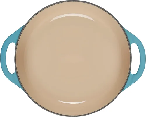 Vista 4 de Le Creuset - Horno holandés redondo poco profundo de hierro fundido, 2.75 cuartos de galón, Caribe