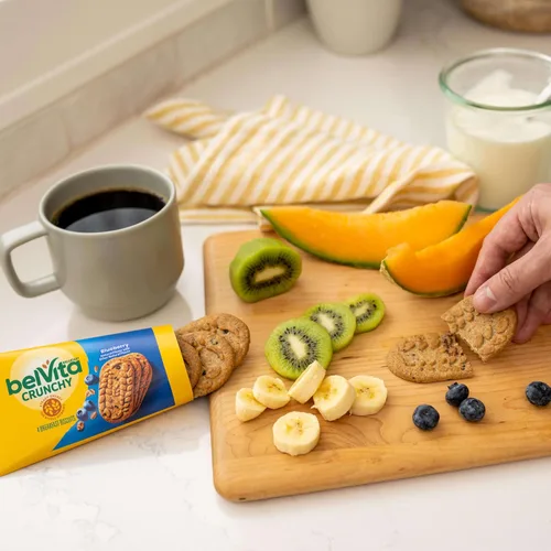 Vista 6 de Belvita - Galletas de desayuno en barra, paquete surtido de 4 sabores, 30 paquetes en total, 6 cajas (4 galletas por paquete)