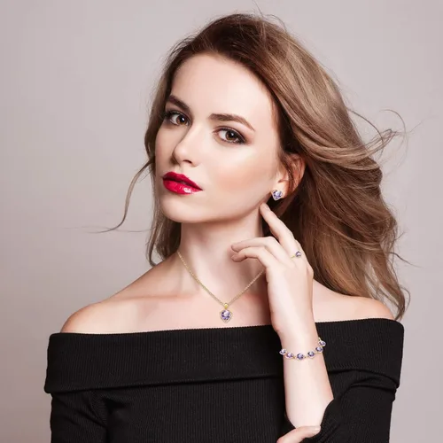 Vista 2 de Juego de pulsera de cristal con forma de corazón, cuatro aretes, anillos, joyería de moda para mujer (morado, talla única)