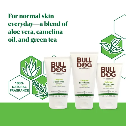 Vista 2 de Kit original completo de cuidado y aseo facial para hombres de Bulldog con hidratante, limpiador facial y exfoliante facial