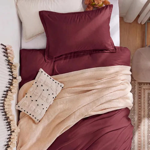 Vista 547 de Bedsure Juego de funda de edredón, tamaño individual, suave y prelavado, blanco, 2 piezas, 1 funda de edredón de 68 x 90 pulgadas, cierre