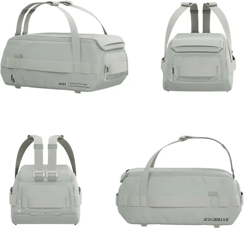 Vista 2 de Blackbriar Range Duffel - Mochila convertible de 30 litros color gris cactus, con acceso magnético patentado, partición modular en S, garaje