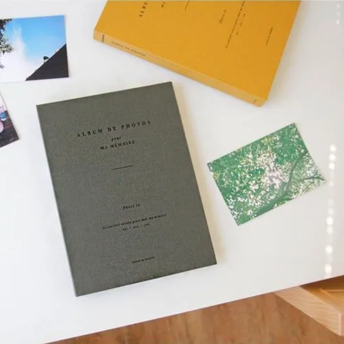 Vista 4 de Álbum de fotos con tapa dura coreana simple y estética, de 4 x 6 pulgadas, para parejas, familia, bebés, bodas. Tiene capacidad para 100 fotos