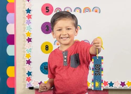 Vista 3 de Teacher Created Resources Oh Happy Day Magnetic Boys Pass (TCR77519)