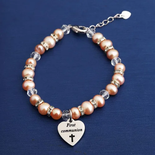 Vista 7 de Zuo Bao Regalo de primera comunión para niñas, pulsera de la primera comunión, pulsera de perlas con cruz para la primera comunión, joyería