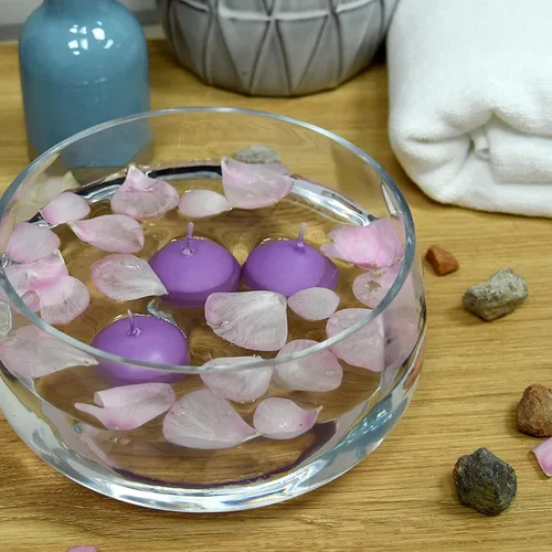 Vista 3 de Zest Candle Velas flotantes de 24 piezas, 1.75 pulgadas, morado