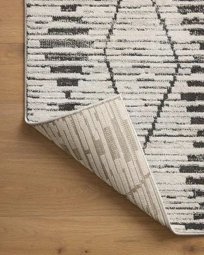 Vista 6 de Loloi Kamala Charcoal/Dove - Alfombra decorativa de 2'-3" x 3'-10