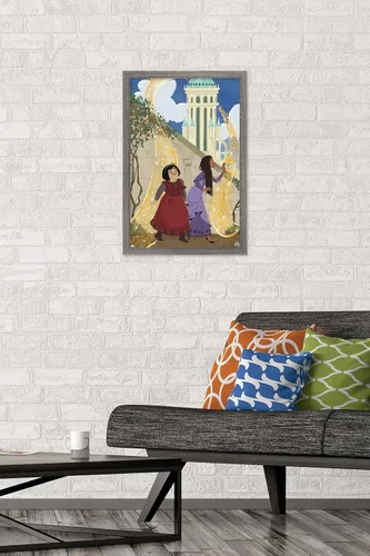 Vista 2 de Trends International Disney Wish - Póster de collage de 3 (amigos), póster de pared, 14.72 x 22.37 pulgadas, versión enmarcada de madera de granero