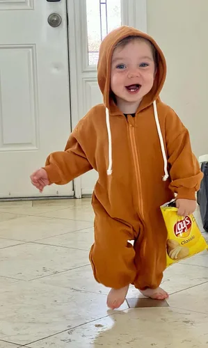 Vista 2 de Unutiylo Enterizo unisex de manga larga con cremallera y capucha para bebés y niñas