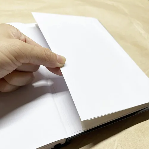 Vista 9 de Diario de cuadrícula de puntos A5, tapa dura, cubierta de piel vegana, papel blanco brillante, 160 páginas, 160 GSM, diario punteado, cuaderno lunar