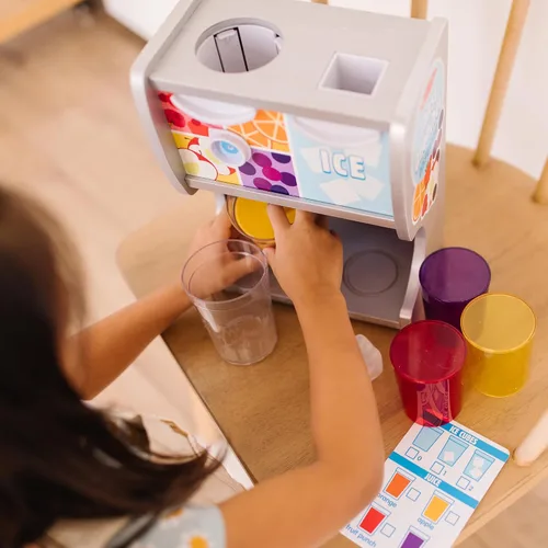 Vista 7 de Melissa & Doug - Dispensador de bebidas de madera con tazas, inserciones de jugo, cubitos de hielo (10 unidades)