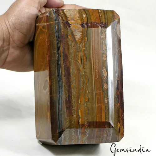 Vista 3 de gemsindia 17500 quilates natural sin tratar ojo de tigre octágono facetado museo grado rara piedra preciosa 6.8 x 4x3.5 pulgadas