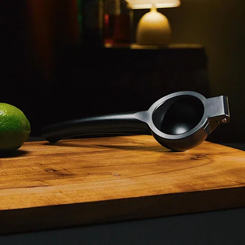Vista 5 de Viski Exprimidor de cítricos negros, exprimidor de cítricos, exprimidor de limón para cócteles, accesorios de bar, exprimidor de lima negro mate
