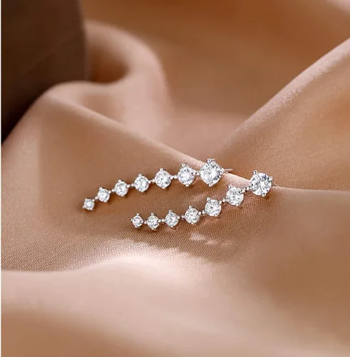 Vista 5 de Aretes de plata esterlina 925 sólidos con 7 cristales de Reffeer, aretes de escalador para mujer, aretes envueltos