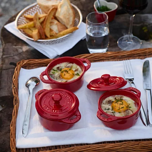 Vista 4 de STAUB Cerámica Horno holandés 3 piezas Mini Round Cocotte, Cereza