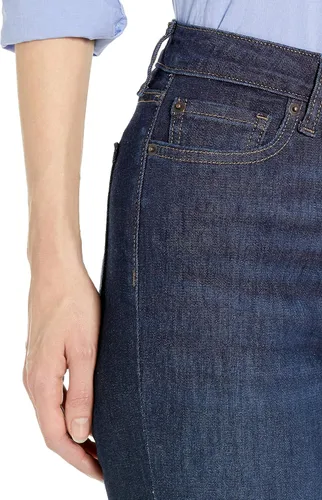 Vista 4 de Tienda Essentials Women's Mid-Rise Slim Bootcut Jean