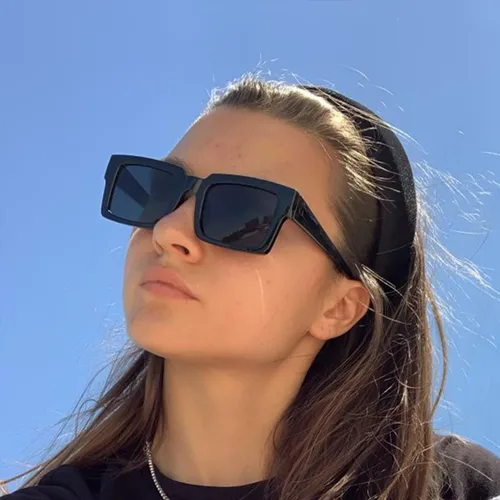 Vista 2 de TIANYESY Gafas de sol para mujer, diseño clásico, minimalista, a la moda, UV400, cuadradas, unisex, TY2984