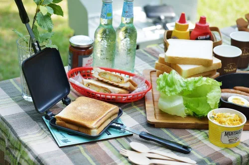 Vista 4 de Yoshikawa Hotsandmaker SJ1681 Sandwich Maker japonés para acampar al aire libre