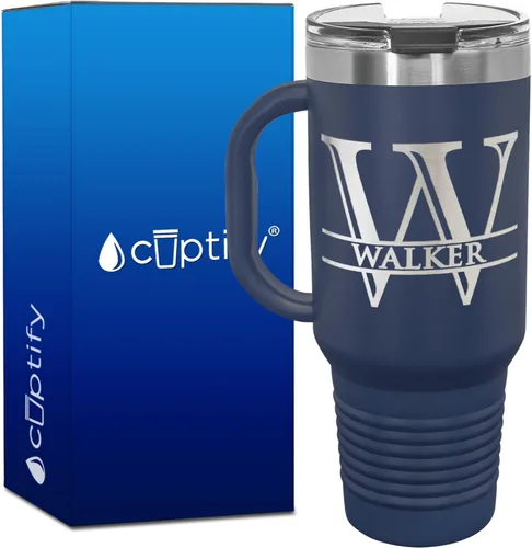 Vista 49 de Vaso personalizado de regalo de cumpleaños para mujeres y hombres, con monograma de escritura dividida, inicial y nombre grabado en negro, taza