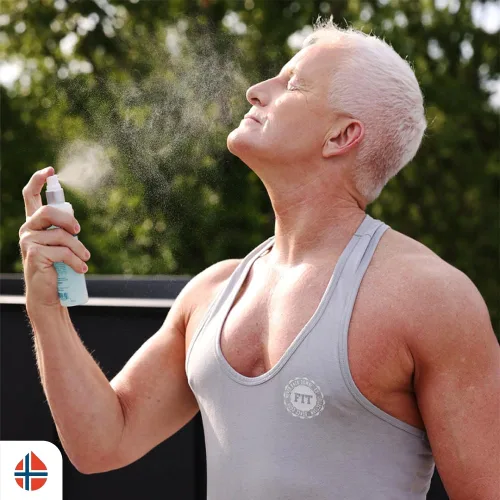 Vista 2 de Geir Ness Skin of Norway - Spray hidratante facial con arándanos y lavanda fresca, spray hidratante facial, cuidado calmante ligero