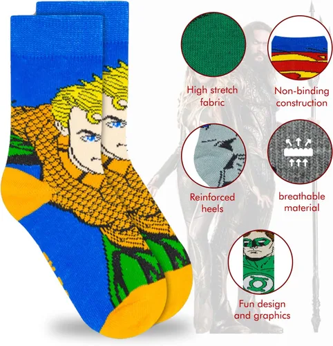 Vista 2 de DC Comics Calcetines para niños, paquete de 10 calcetines para niños, calcetines para niños pequeños con The Batman, Superman, Wonder Woman y Flash