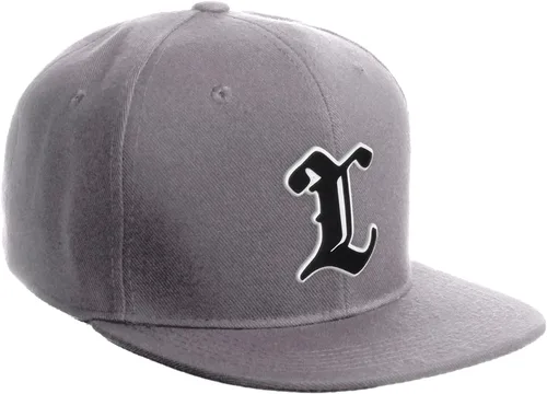 Vista 923 de Daxton Gorra clásica con visera de billete plano con letras del alfabeto inglés antiguo de la A a la Z