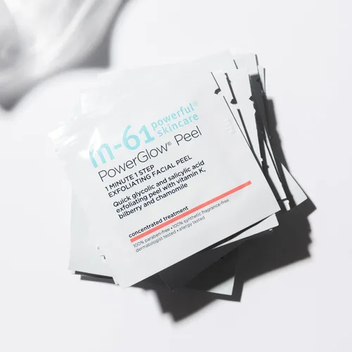 Vista 3 de Tratamientos M-61 Power Glow Peel, tamaño 10 tratamientos Ácido glicólico, ácido salicílico, 1 minuto, 1 paso