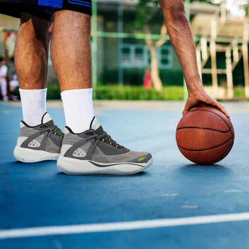 Vista 2 de AND1 Revel Mid - Tenis de baloncesto para hombre, para interiores o exteriores, para calle o cancha, tallas 7-16