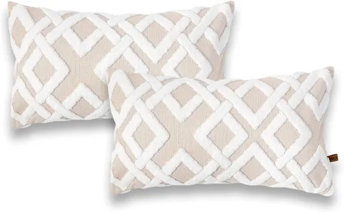 Vista 4 de HAMUR HOME Paquete de 2 fundas de almohada decorativas cuadradas, juego de fundas de cojín con aspecto perforado para sofá, dormitorio, sala de Beige