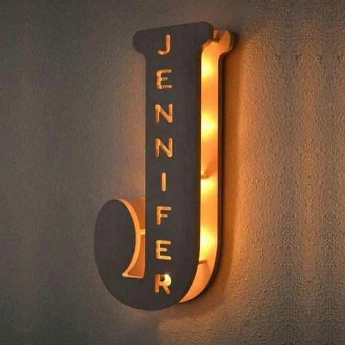 Vista 2 de Luz nocturna LED personalizada, letra inicial de madera grabada con nombre para familiares amigos, alfabeto, dormitorio, boda, Navidad, Halloween y j